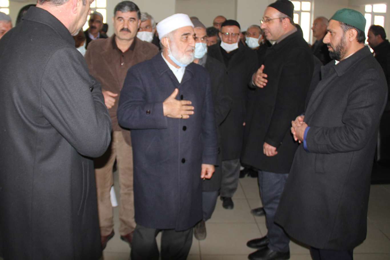 İTTİHADUL ULEMA'dan Molla Zübeyir Arnasi'nin ailesine taziye ziyareti İTTİHADUL ULEMA'dan Molla Zübeyir Arnasi'nin ailesine taziye ziyareti